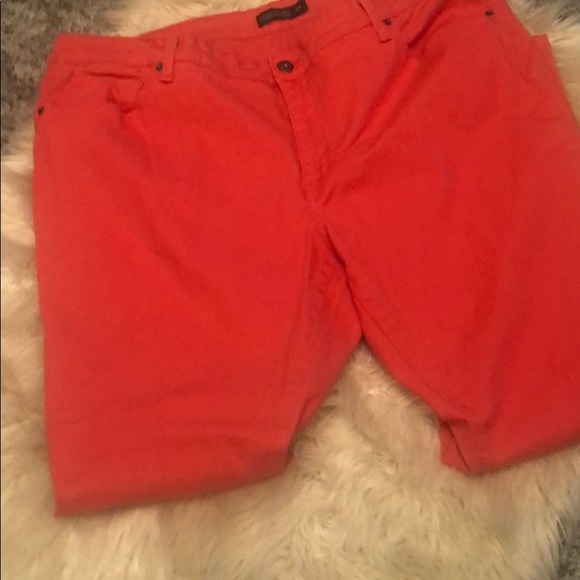 L like new - Picture 1 of 1